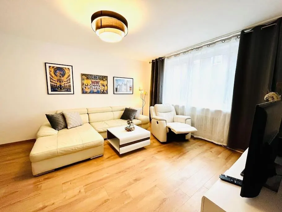 Moderne 2-Zimmer Wohnung Im Stadtzentrum Mit Parkplatz Bayreuth
